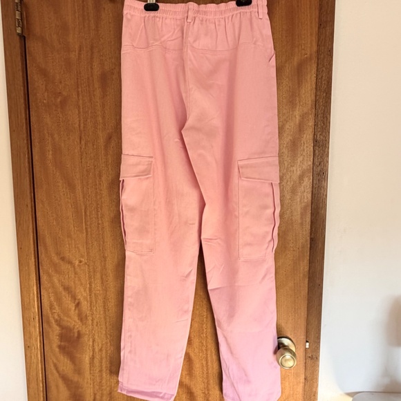 Soft Pink Cargo Jeans | Size S | NWT cc - Picture 4 of 4
